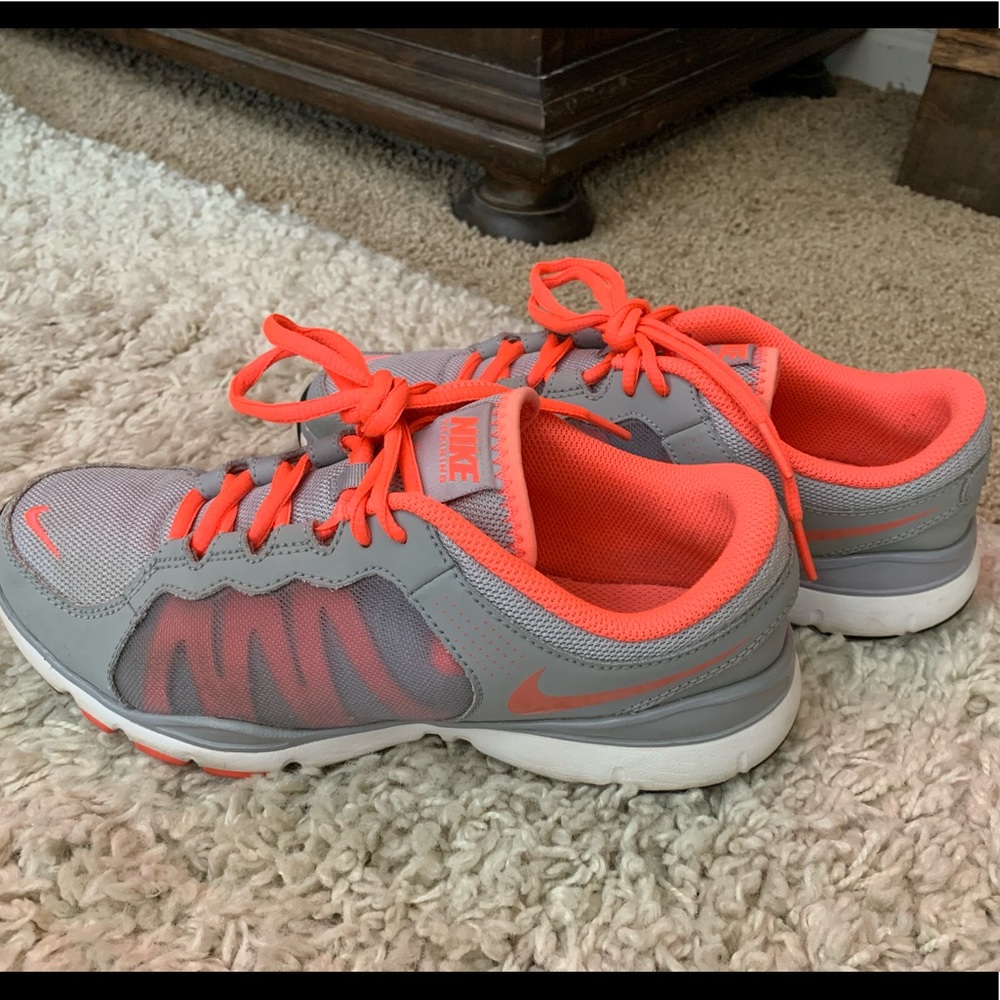 Nike Running Shoes - Picture 4 of 4
